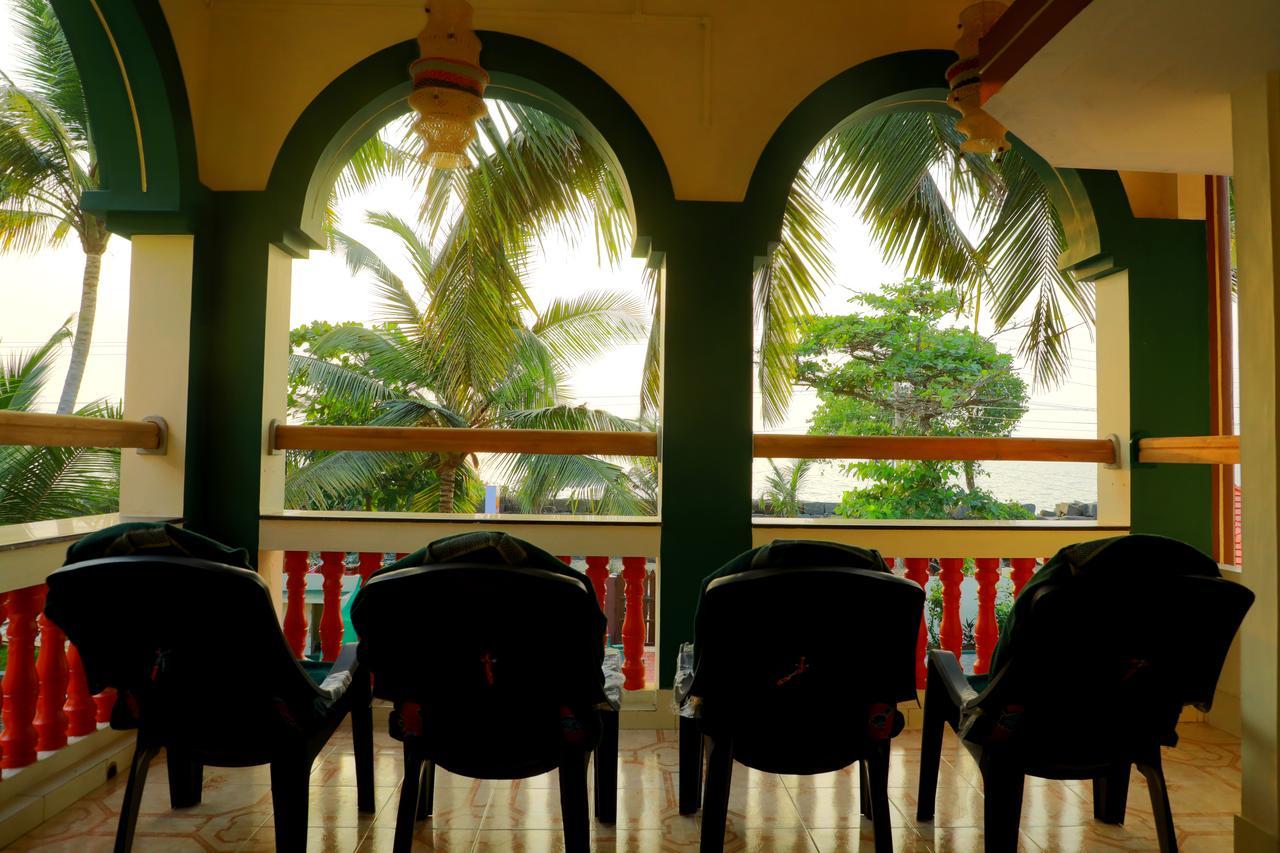 Kochi Sunset Beach Villa Cherai المظهر الخارجي الصورة