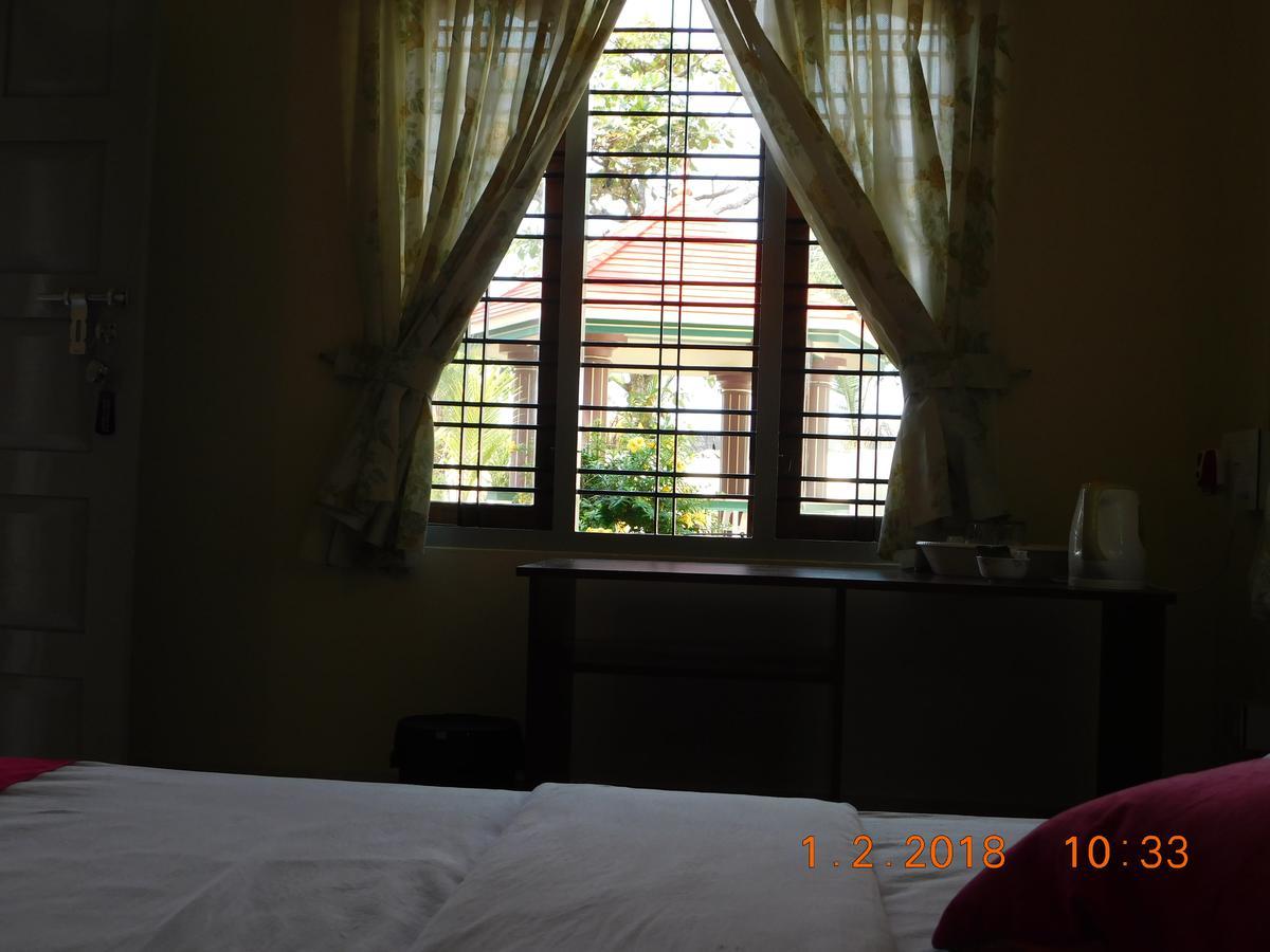 Kochi Sunset Beach Villa Cherai المظهر الخارجي الصورة