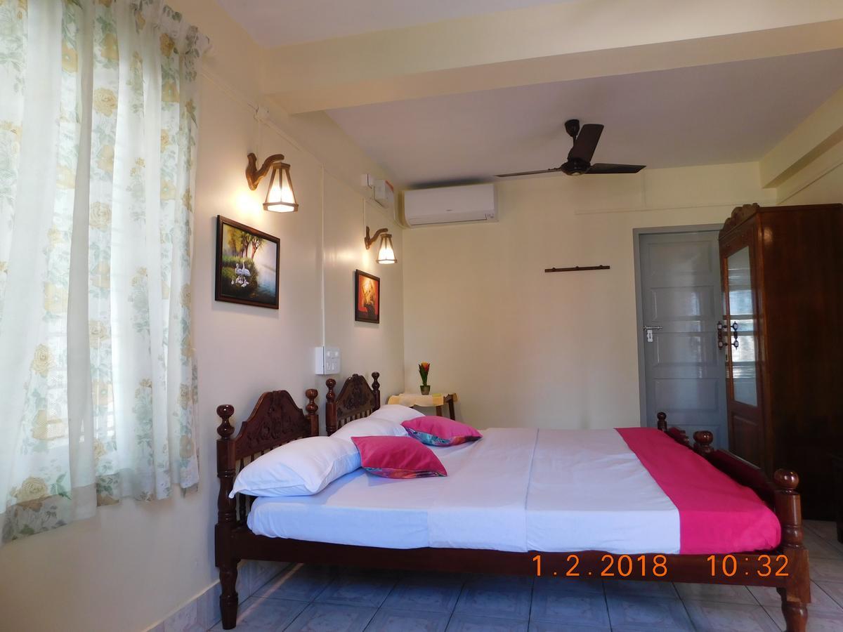 Kochi Sunset Beach Villa Cherai المظهر الخارجي الصورة