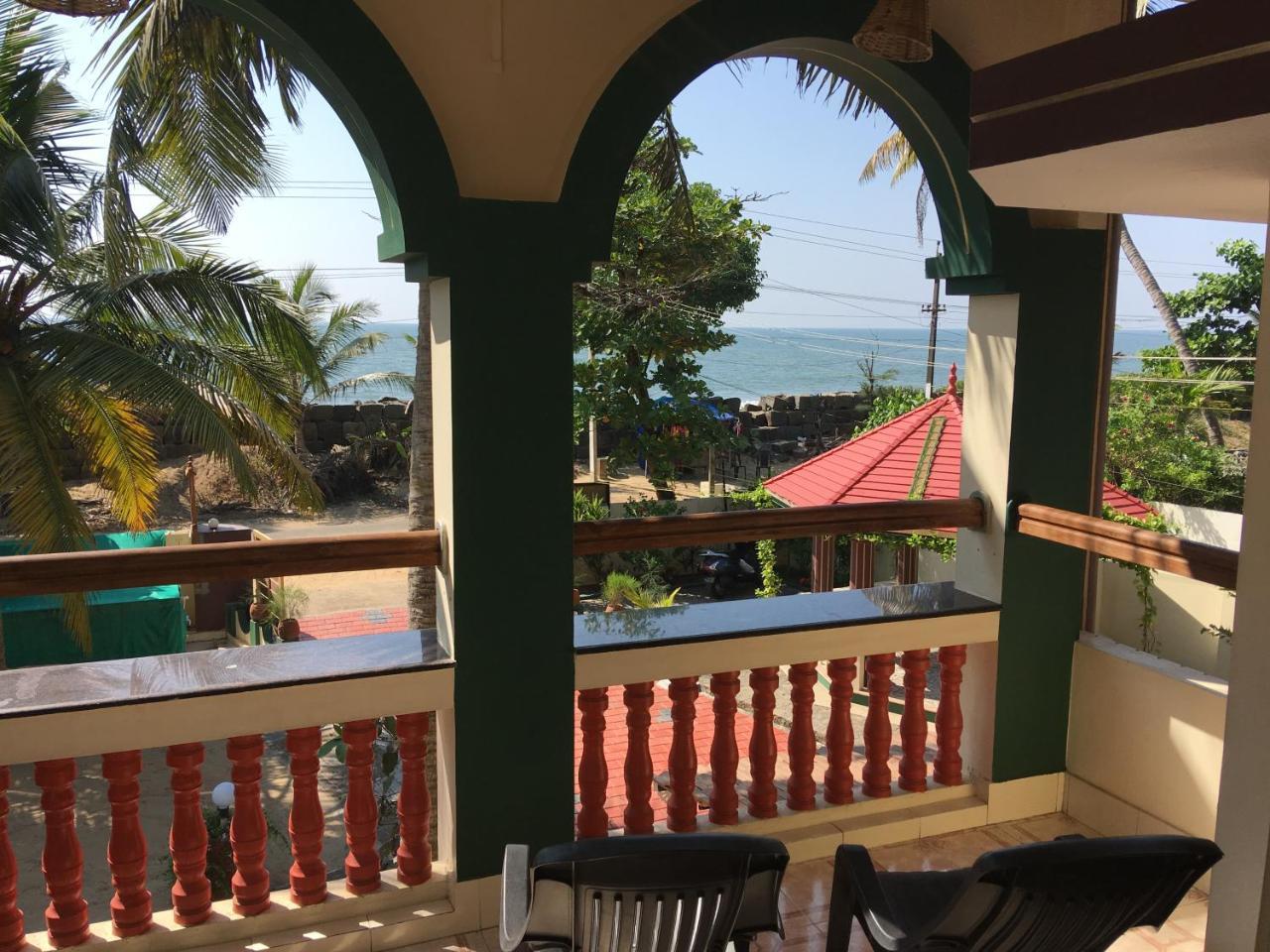 Kochi Sunset Beach Villa Cherai المظهر الخارجي الصورة
